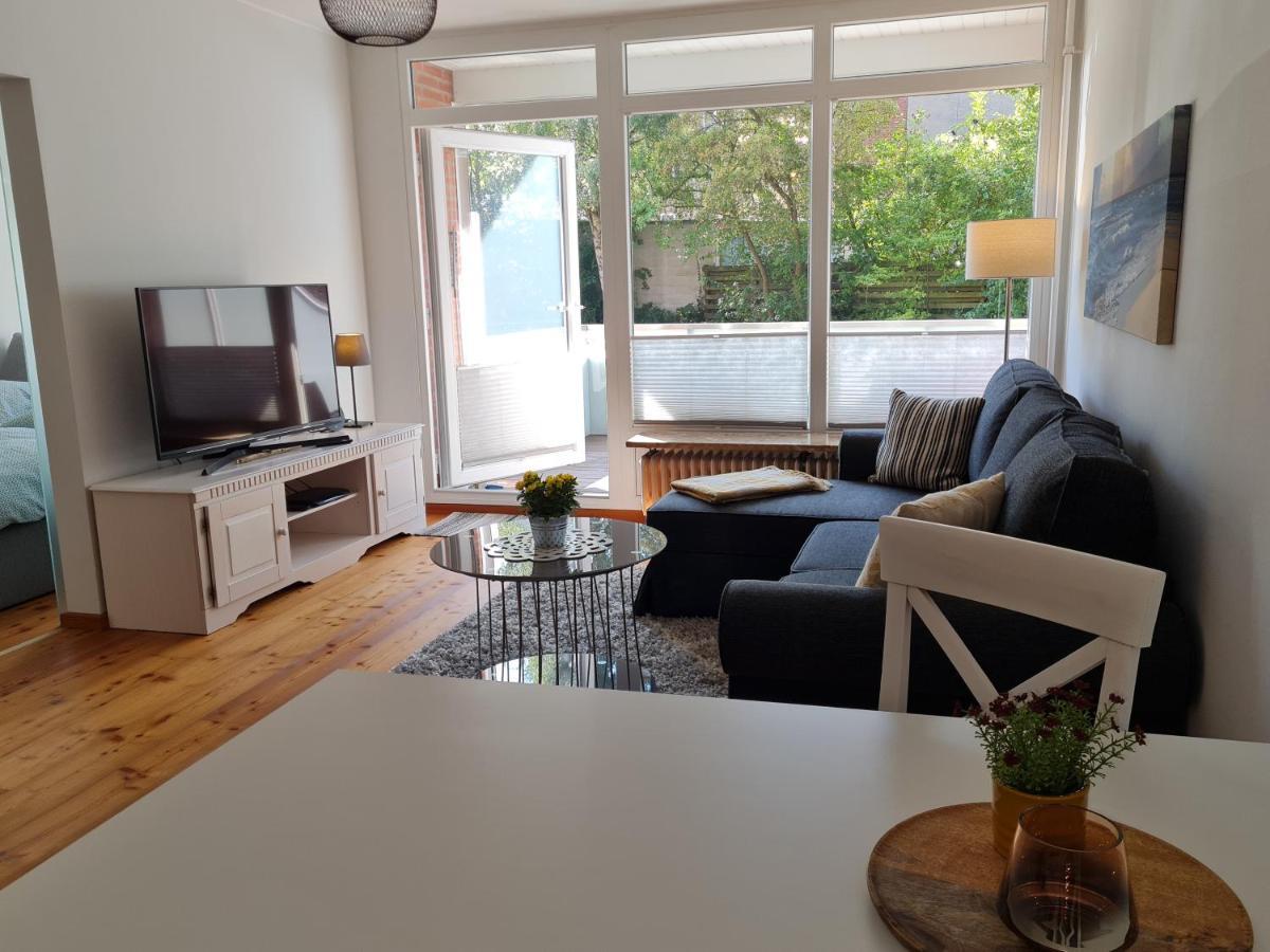 Wohnung Fleethoern - Zentral, Ruhig, Mit Parkplatz Und Balkon Kiel Esterno foto