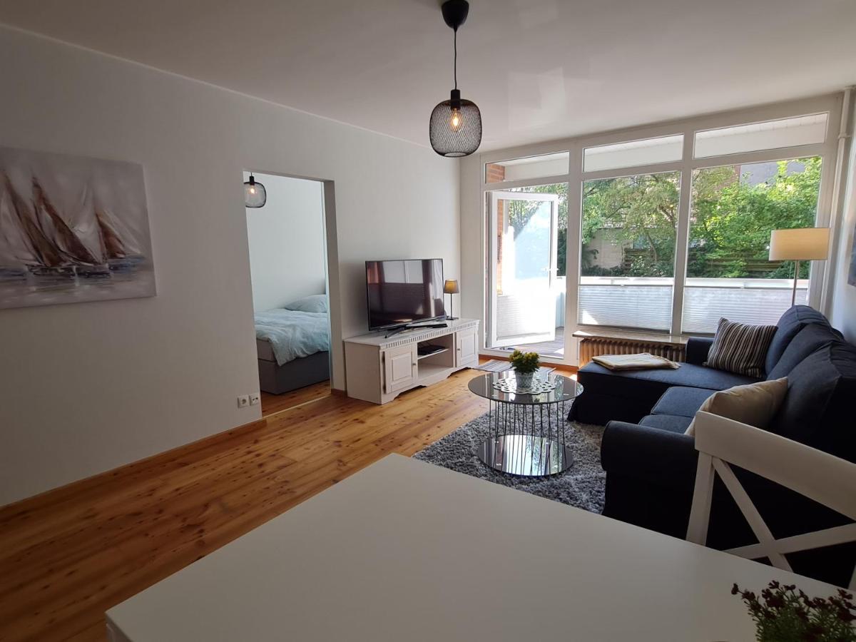 Wohnung Fleethoern - Zentral, Ruhig, Mit Parkplatz Und Balkon Kiel Esterno foto